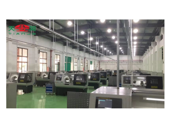 不懂的人怎么買工具柜，18年品牌工具柜廠家天金岡教你！