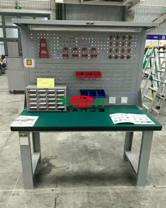 鉗工工作臺(tái)廠家