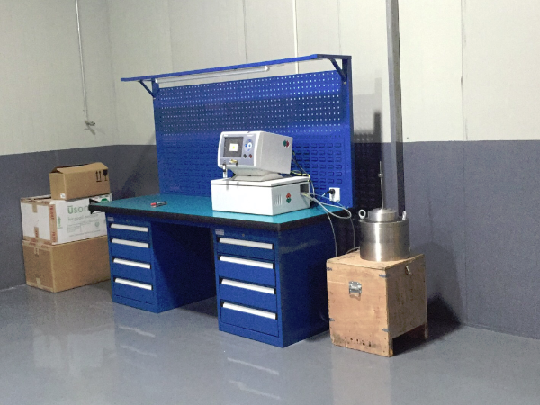 上海工作臺工具柜生產(chǎn)廠家，一桌一柜用十年【天金岡】