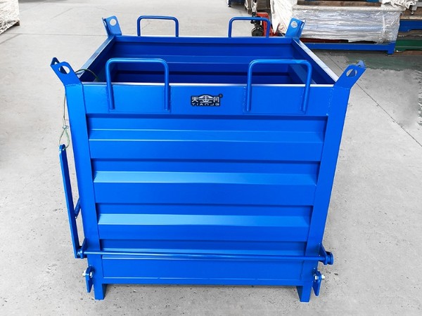 五金沖壓車間廢料不好處理怎么辦？沖壓廢料箱來幫你