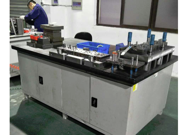 重型鉗工修模桌，你買對了嗎？【天金岡】