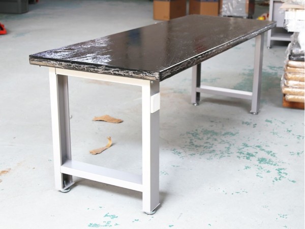 不銹鋼工作臺適用于哪些工作場景？