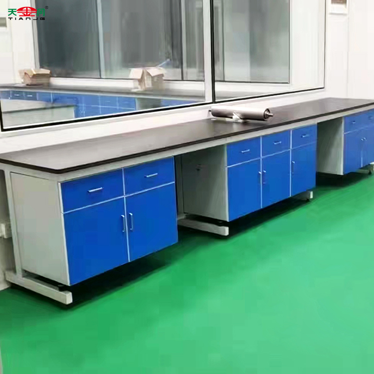 如何通過不同款式的實驗室實驗臺實現其功能？【天金岡】