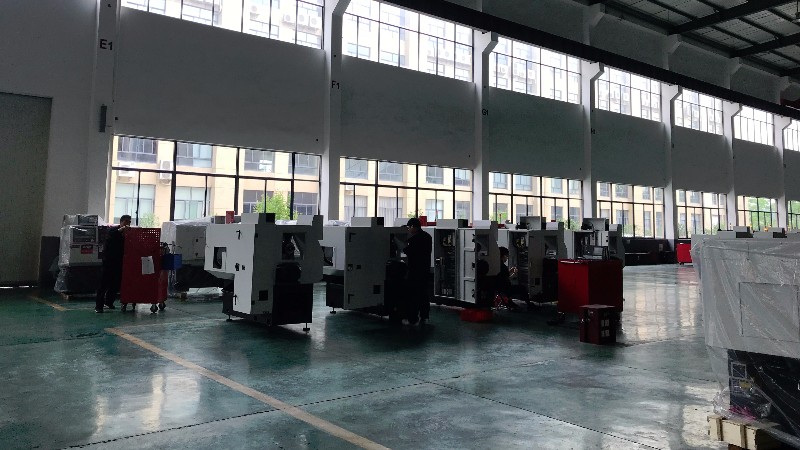 常州市某機床生產車間工具柜定制