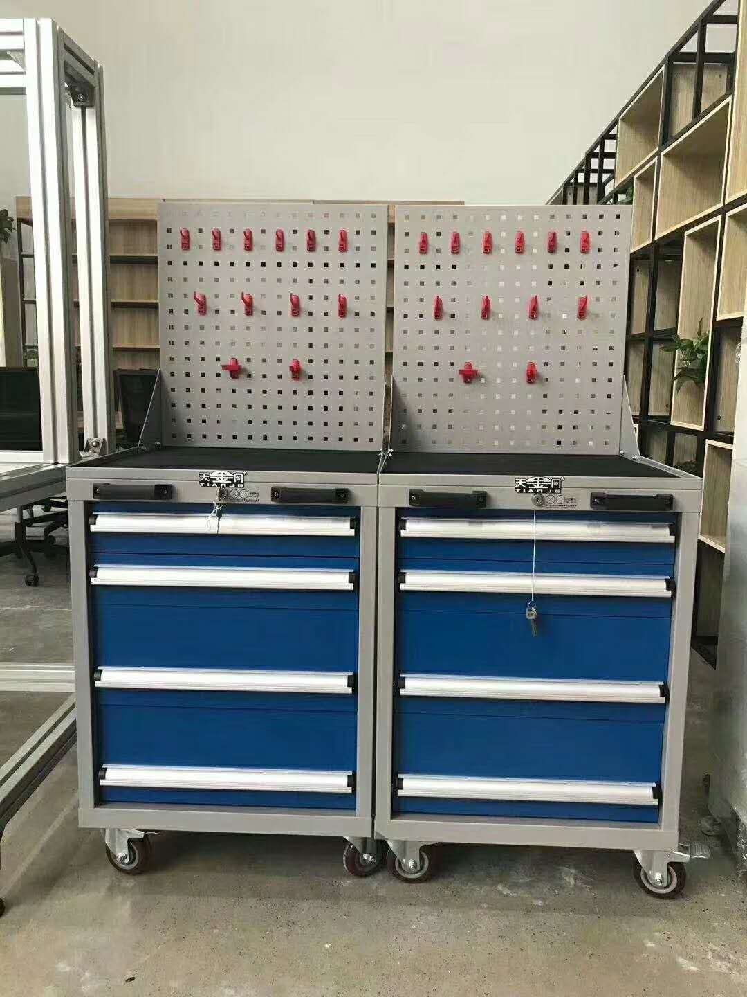 機械制造行業(yè)重型工具車