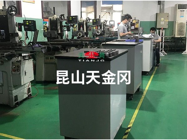 工具柜廠家哪個好，-天金岡告訴你-品質(zhì)鑄就品牌！