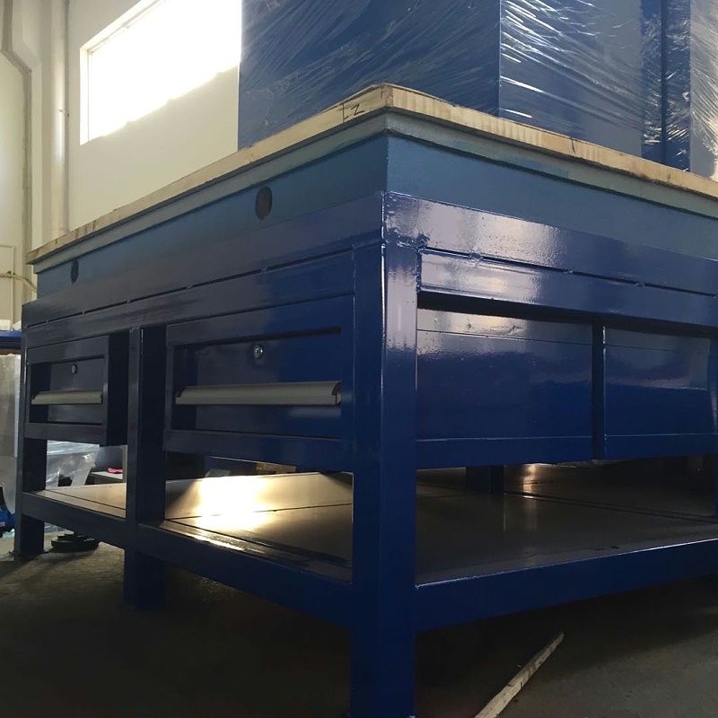 鑄鐵鉗工工作臺(tái)